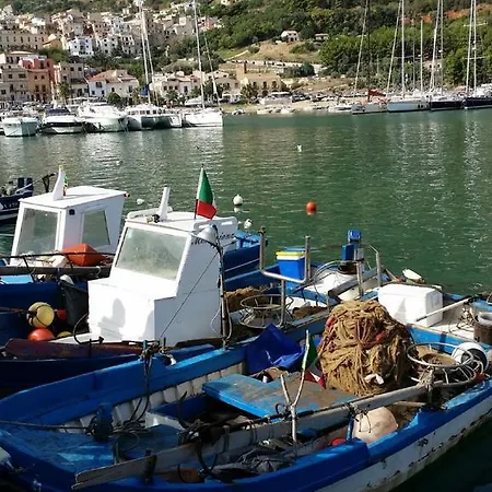 Del Golfo * Castellammare del Golfo